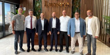 Luxera-GYO-Veliefendide-10-Milyar-TLlik-Proje-Icin-Imzalari-Atti-featured