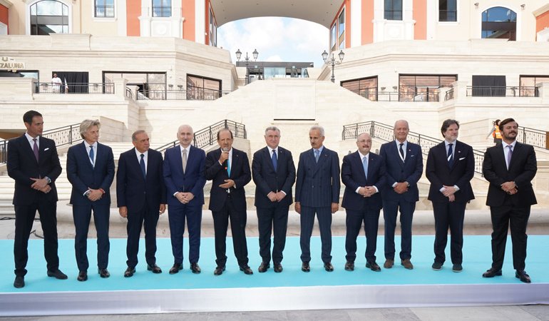 Türkiye’nin İlk Lüks Designer Outleti Florentia Village Resmî Olarak Açıldı